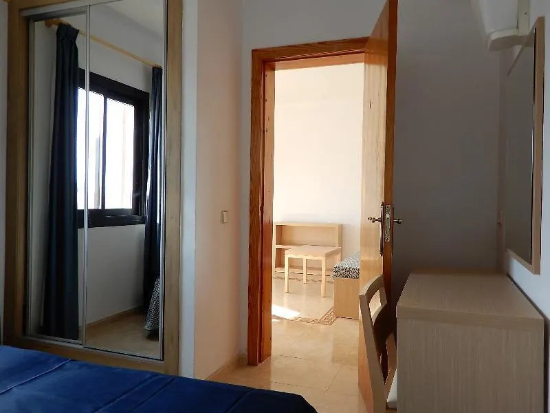 Marina Apartamentos Palmanova 0*,  스페인